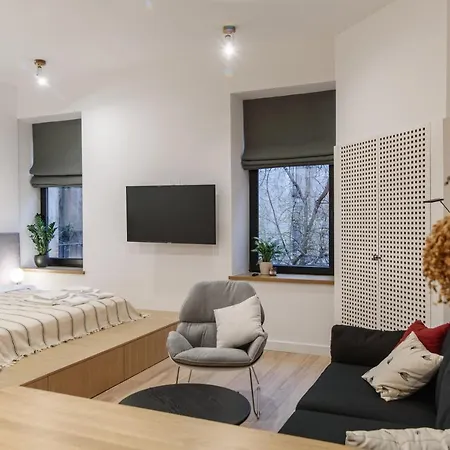 Апартаменти Design *